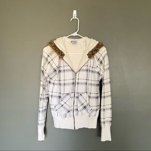 PLAID HOODIE WITH THUMBHOLES & FLEECE LINING